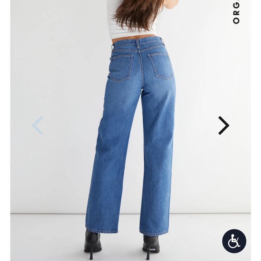 Oak and Fort Split Hem Denim Jean - in 28L - Picture 2 of 6